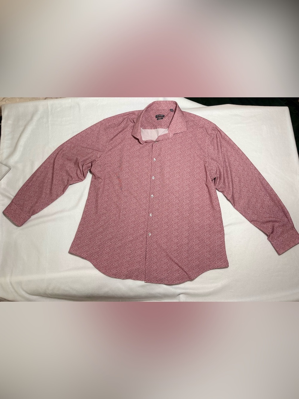 Van Heusen Traveler Men’s Slim Fit Red 4-Way Stretch Dress Shirt